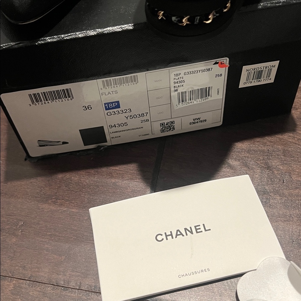CHANEL chained heel flat - Picture 4 of 5